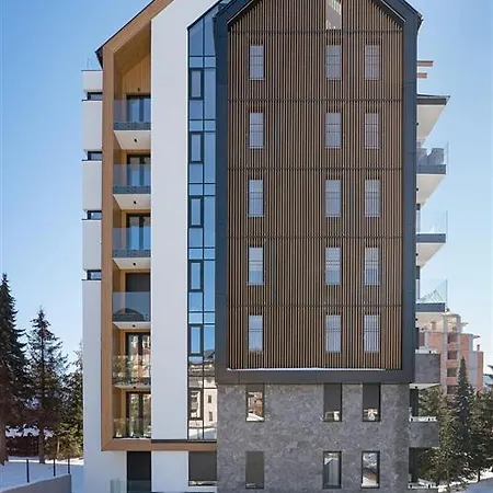 Srebrni Vrhovi Penthouse Apartment *