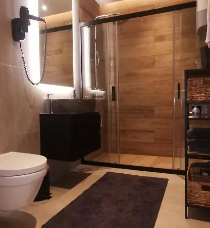 Srebrni Vrhovi Penthouse * זלאטיבור