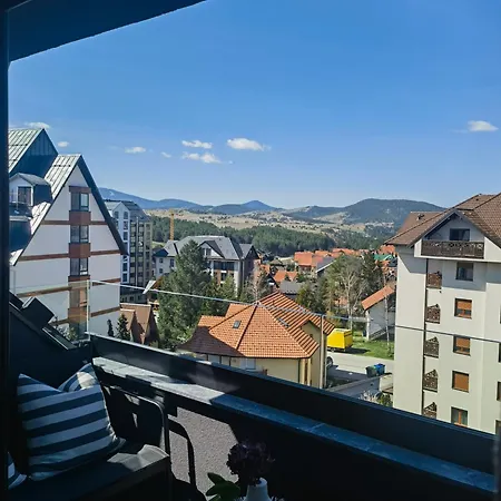 Srebrni Vrhovi Penthouse זלאטיבור